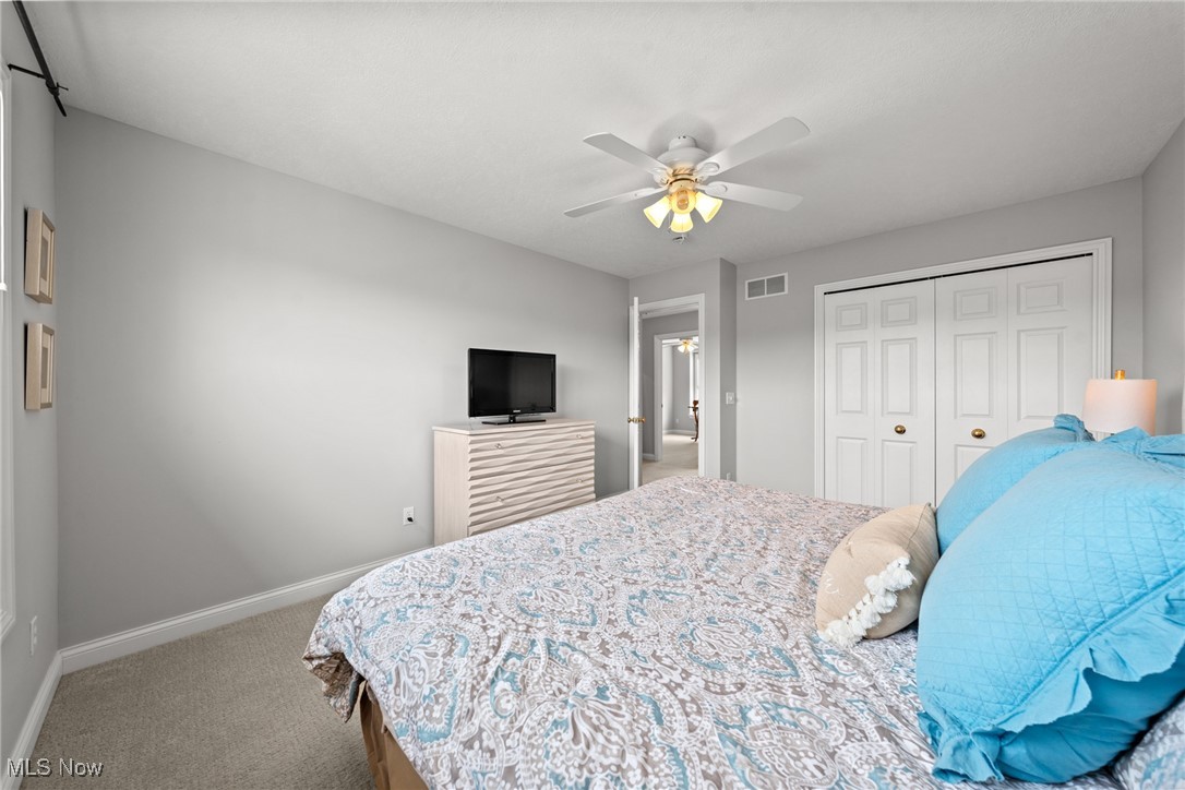 4242 Saint Annes Court, Avon, Ohio image 33