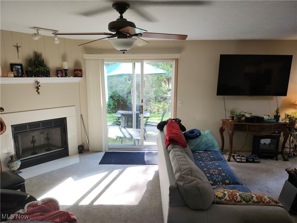 ORCHARD GROVE VILLAS - Residential