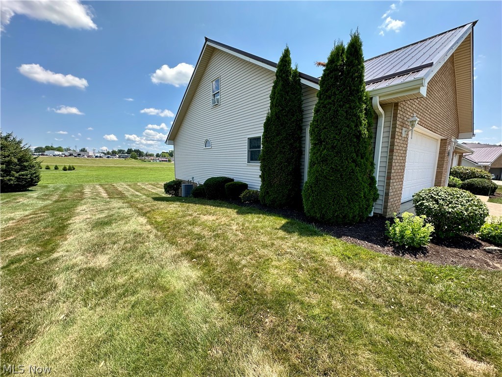 Countryside Estates Condo - Residential