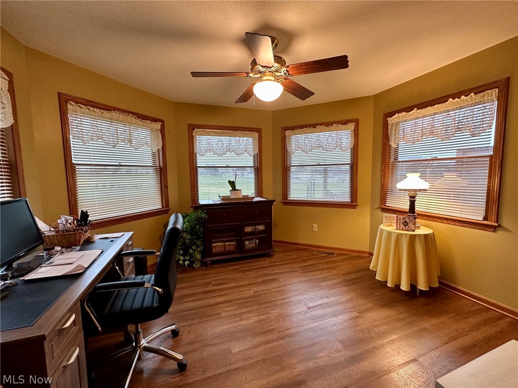 Countryside Estates Condo - Residential