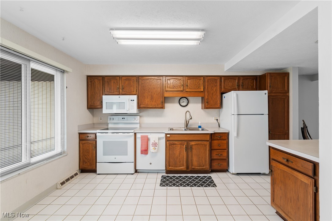 6462 State Road #04, Parma, Ohio image 15
