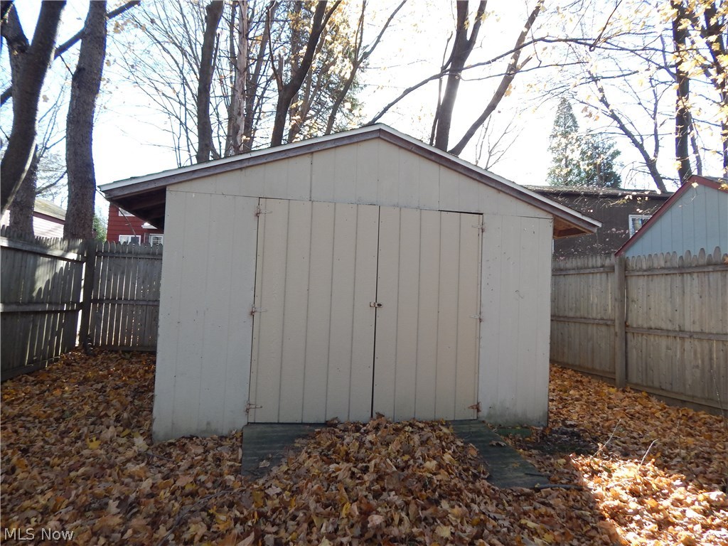 Woodland Acres - Residential Lease