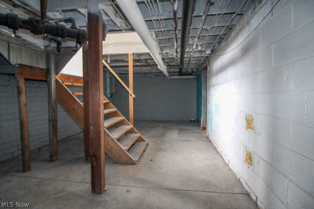 Canton - Residential Income