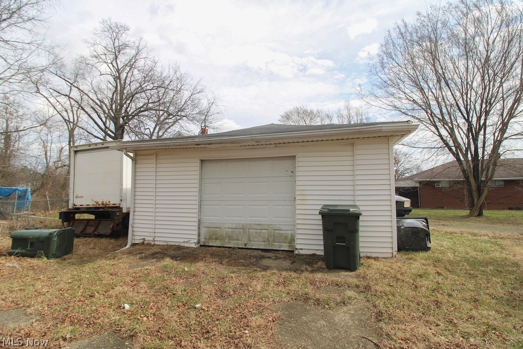 Canton - Residential Income