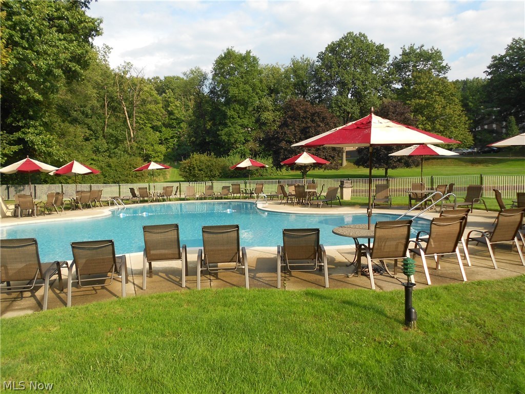 Silver Lake Towers Condo - Residential