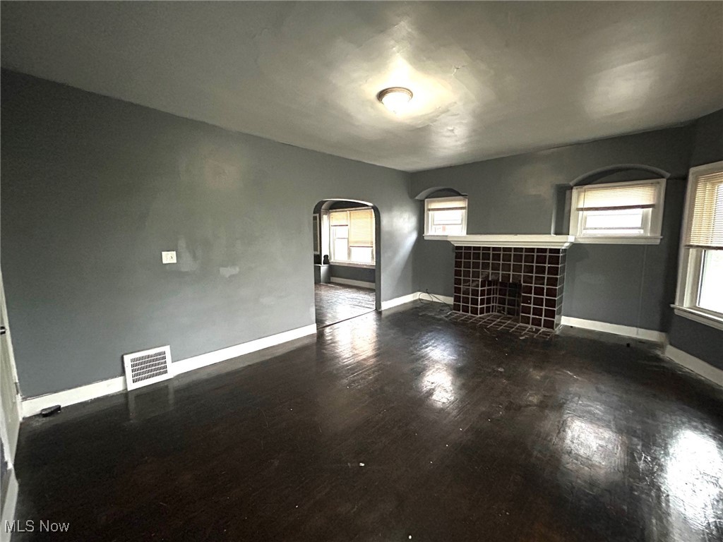 3290 E 116th Street