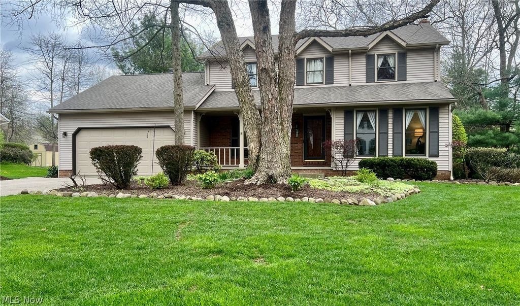 Photo of 4227 Bunker Lane, Stow, OH 44224 (MLS # 5204670)