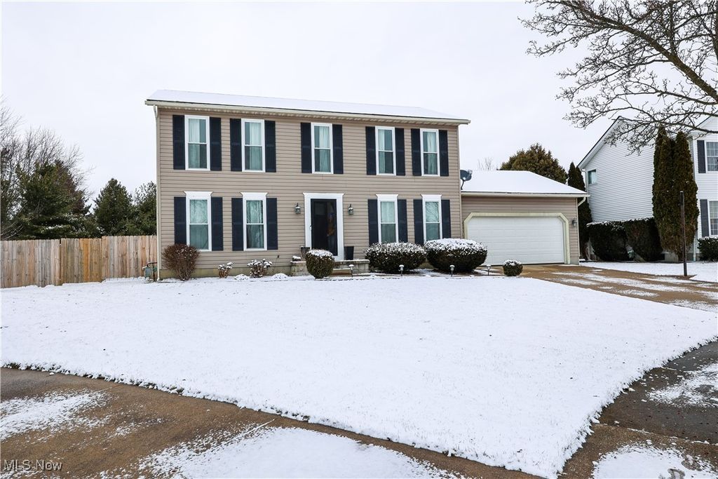 Photo of 933 Van Buren Way, Medina, OH 44256 (MLS # 5180761)