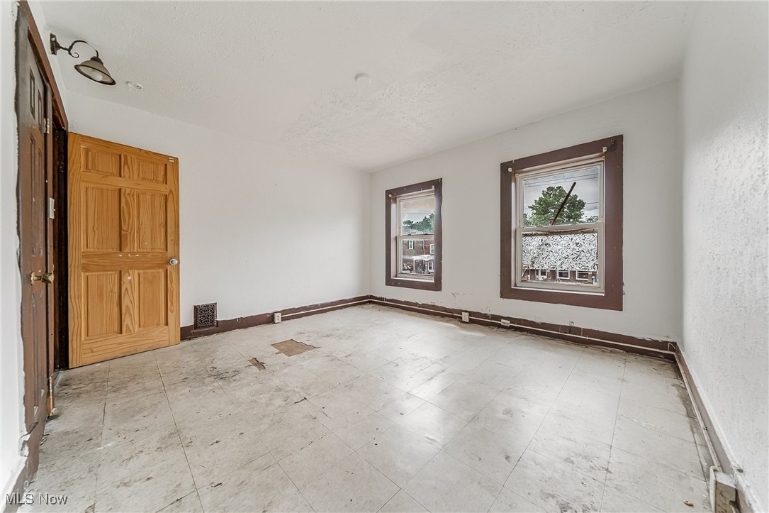 Charleston - Residential Income