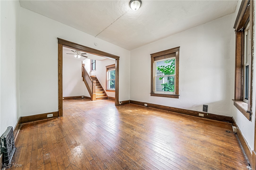 1150 W 5th Street