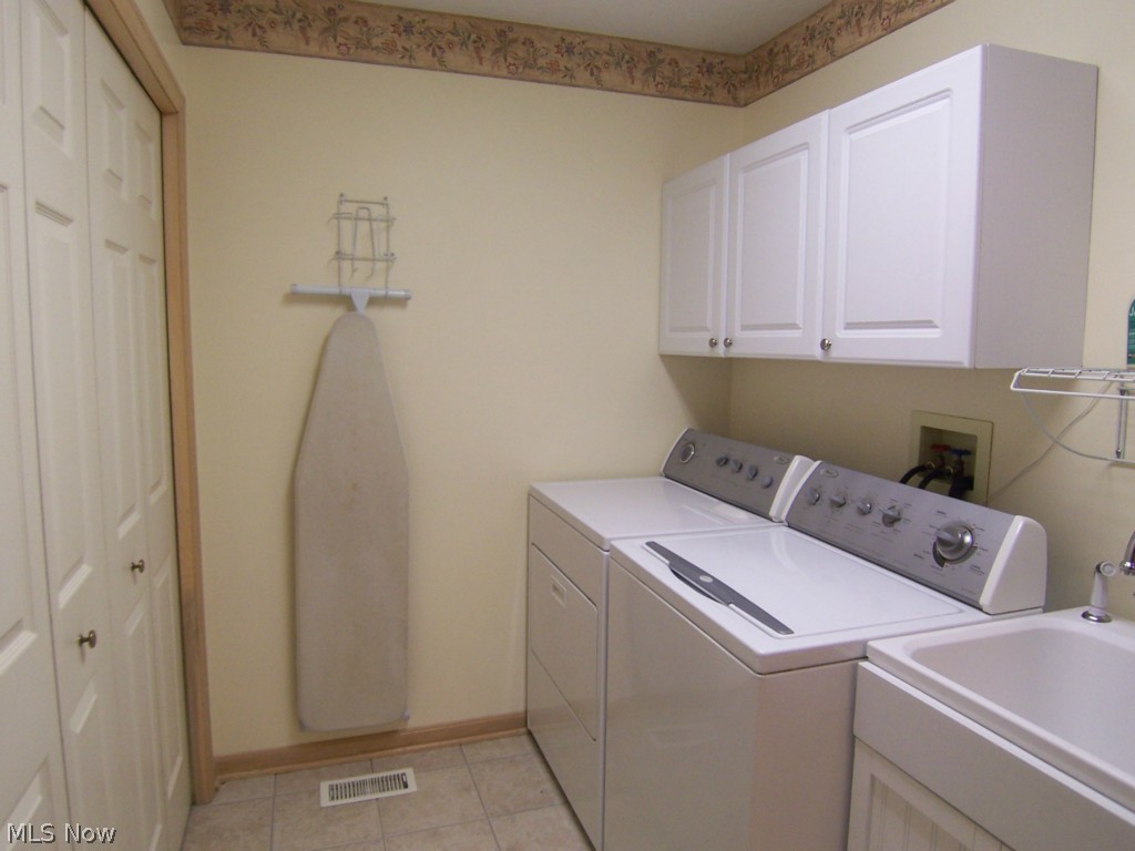 Woodbury Condo - Residential
