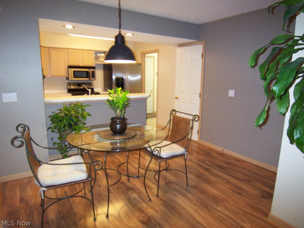 Woodbury Condo - Residential