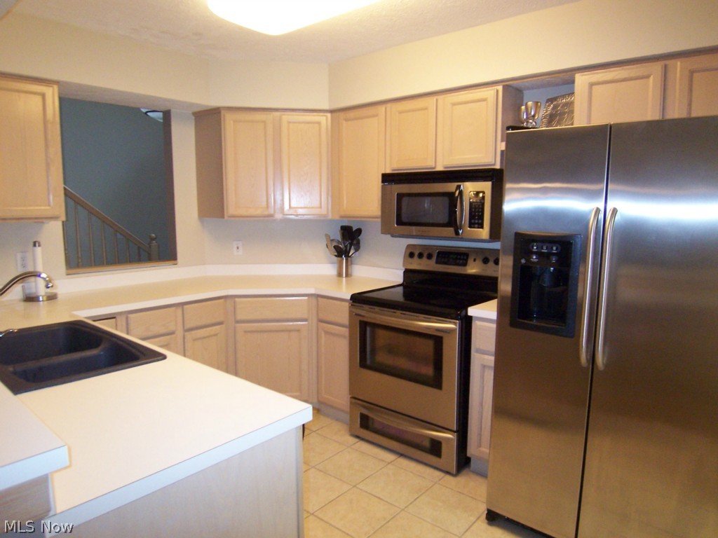 Woodbury Condo - Residential