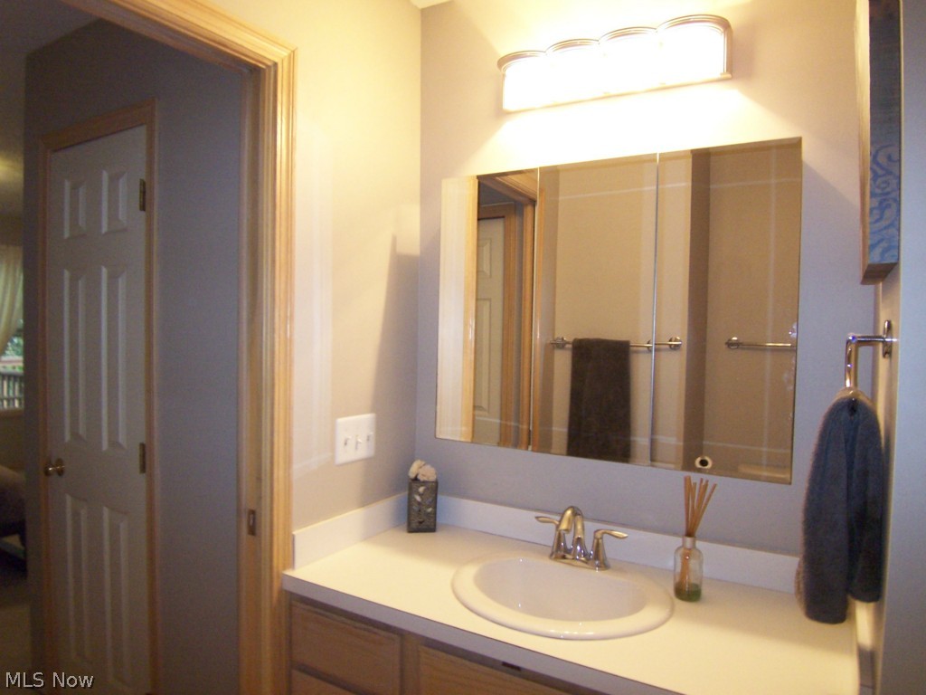 Woodbury Condo - Residential