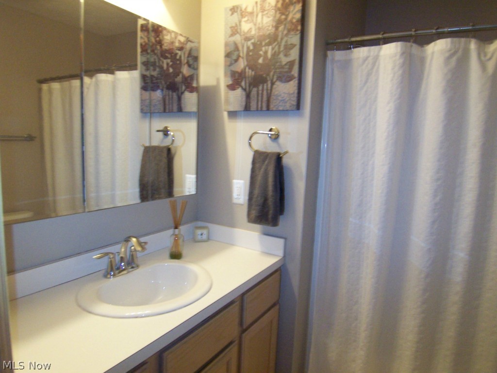 Woodbury Condo - Residential