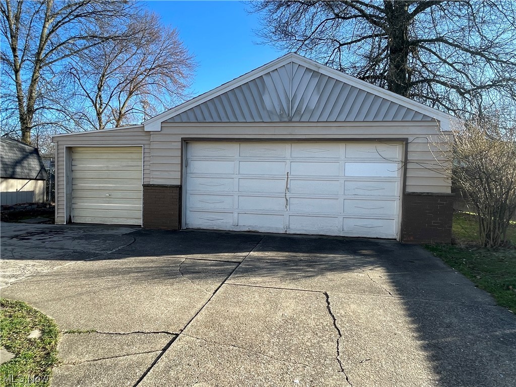 City/Youngstown - Residential