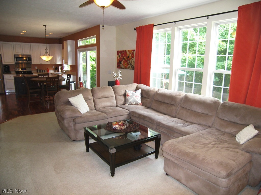 Hunter Rdg Clstr Homes Ph 02 - Residential