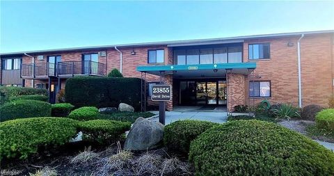 23855 David Drive Unit 105, North Olmsted, OH 44070 - #: 5117204