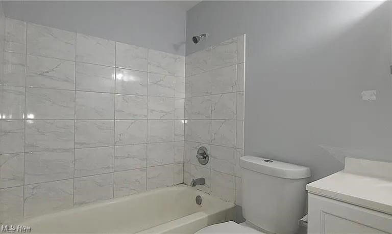 23855 David Drive, North Olmsted, Ohio image 13