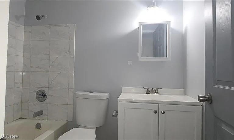 23855 David Drive, North Olmsted, Ohio image 12