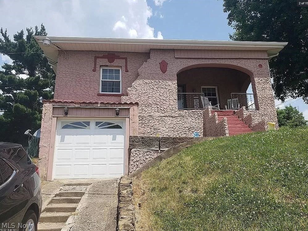 Homeland Manor - Residential