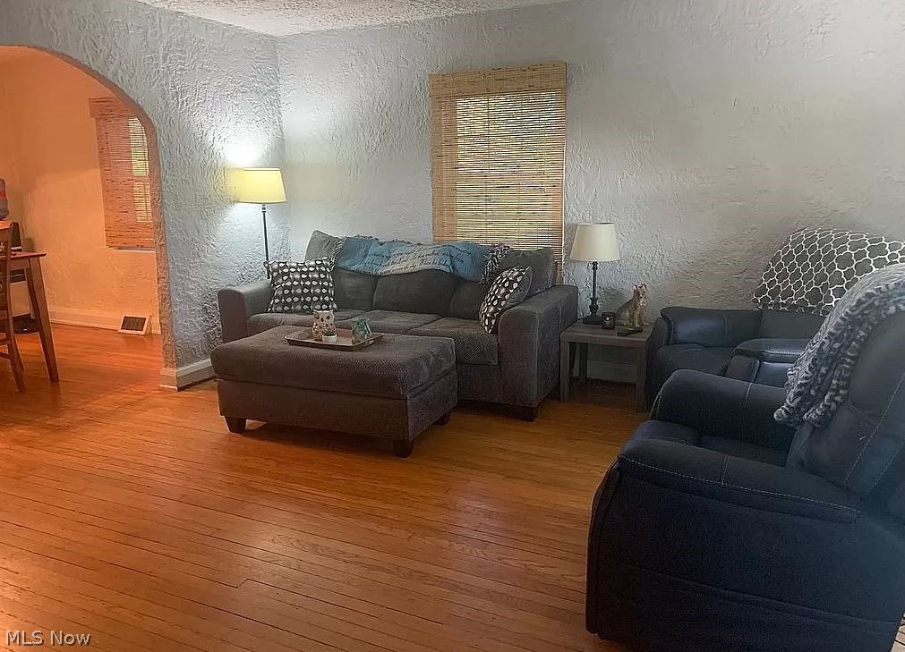 Homeland Manor - Residential
