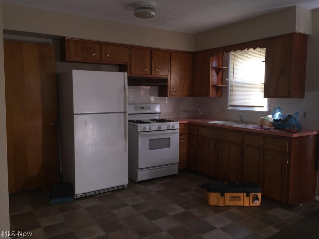 Hillcrest Park Sub - Residential Income