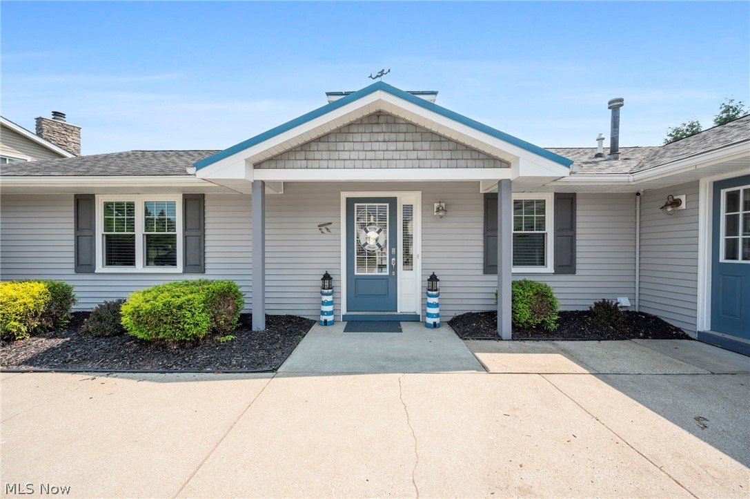 1280 Surfside Circle