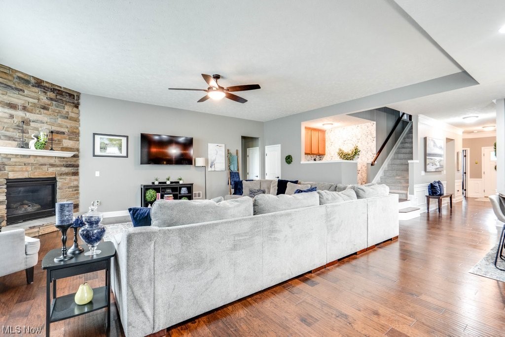 Emerald Estates #8 - Residential