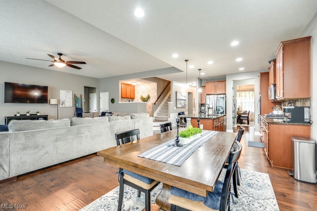 Emerald Estates #8 - Residential