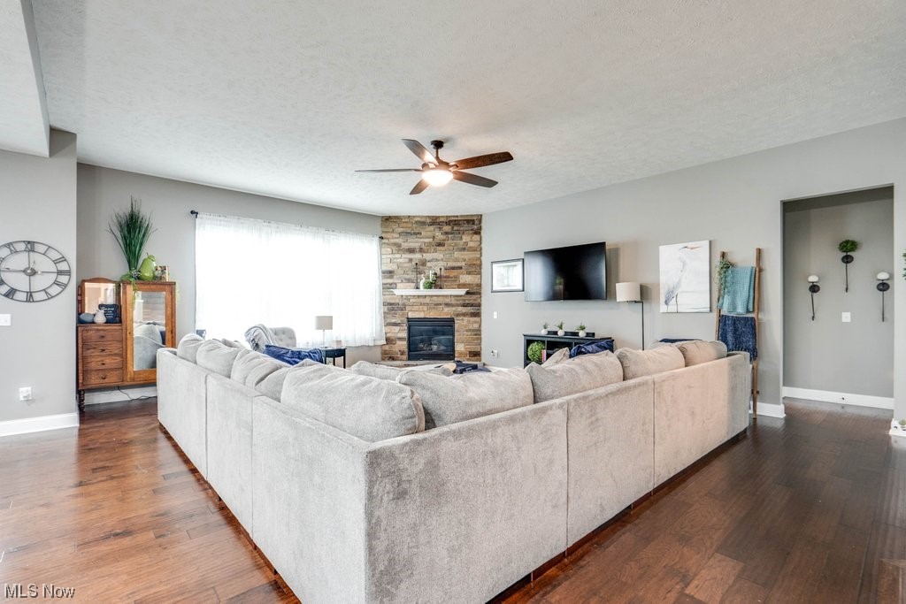 Emerald Estates #8 - Residential