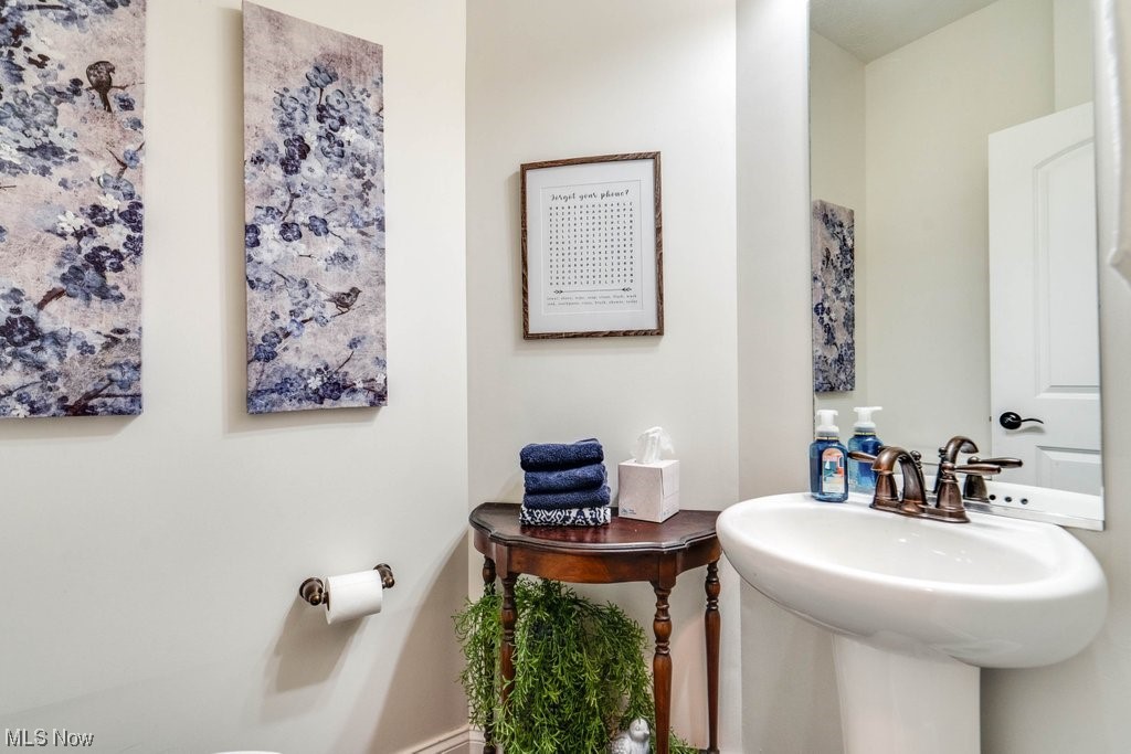 Emerald Estates #8 - Residential