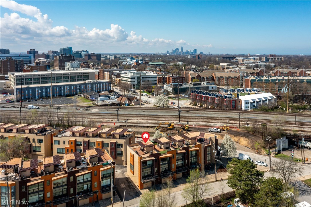 27 Coltman - Residential