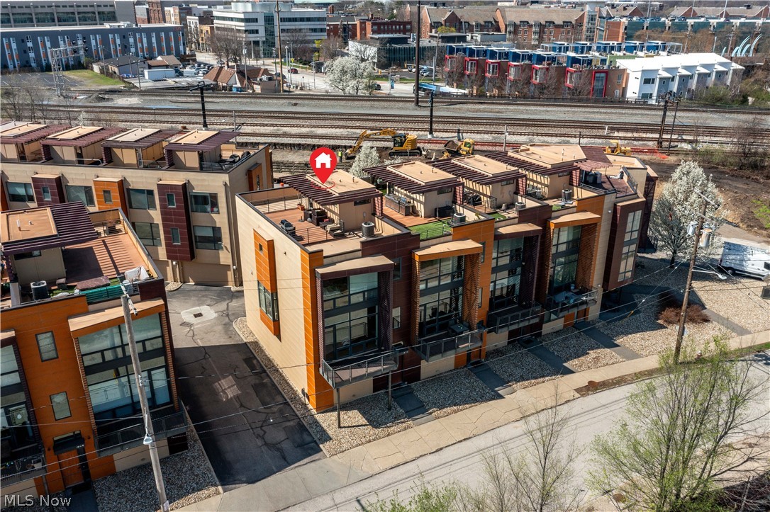 27 Coltman - Residential