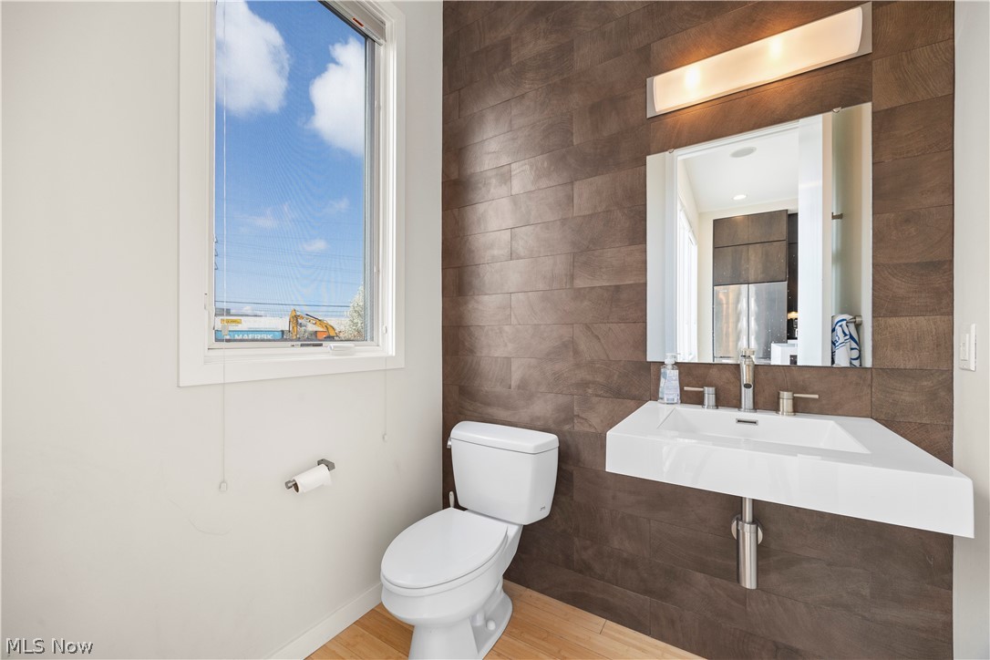 27 Coltman - Residential