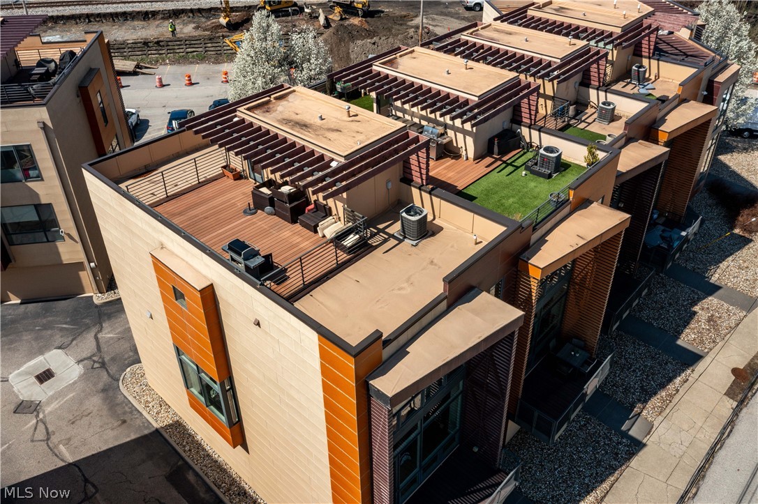 27 Coltman - Residential