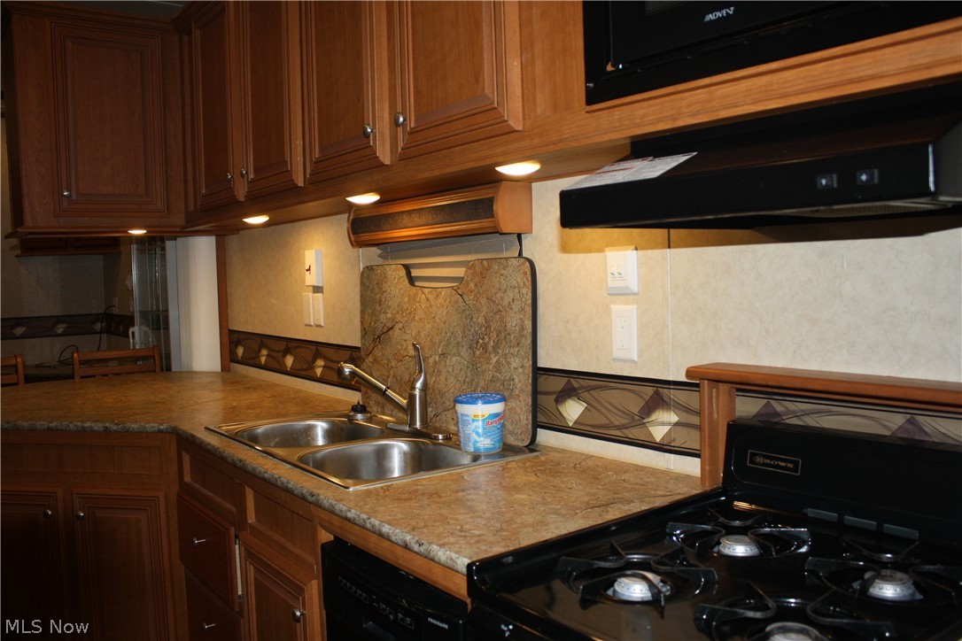 October Hill/Wally Highland De - Residential