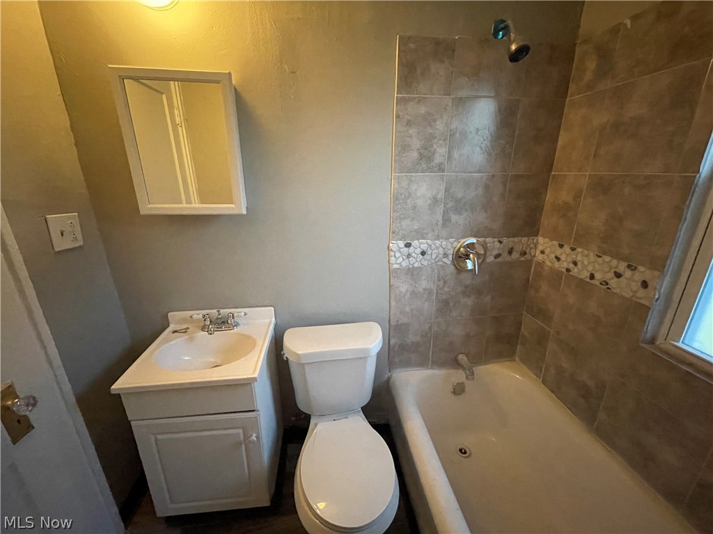 Sanda - Residential Lease