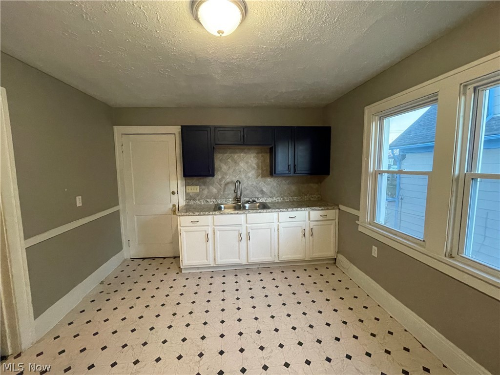 Sanda - Residential Lease