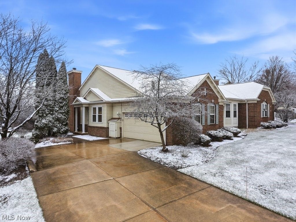 Photo of 391 Stone Bridge Drive #34, Sagamore Hills, OH 44067 (MLS # 5194997)