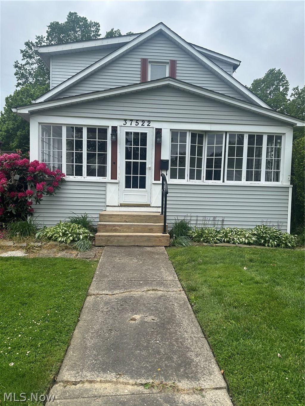 Photo of 37522 Arthur Street, Willoughby, OH 44094 (MLS # 5212619)