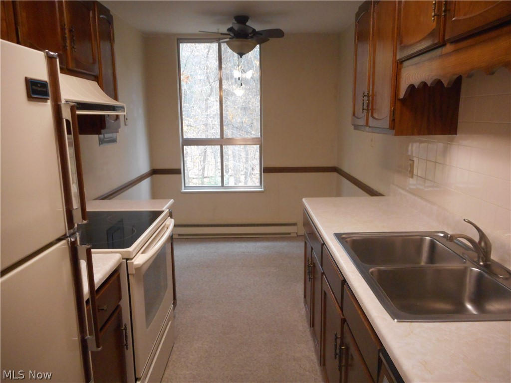 Silver Lake Towers Condo - Residential