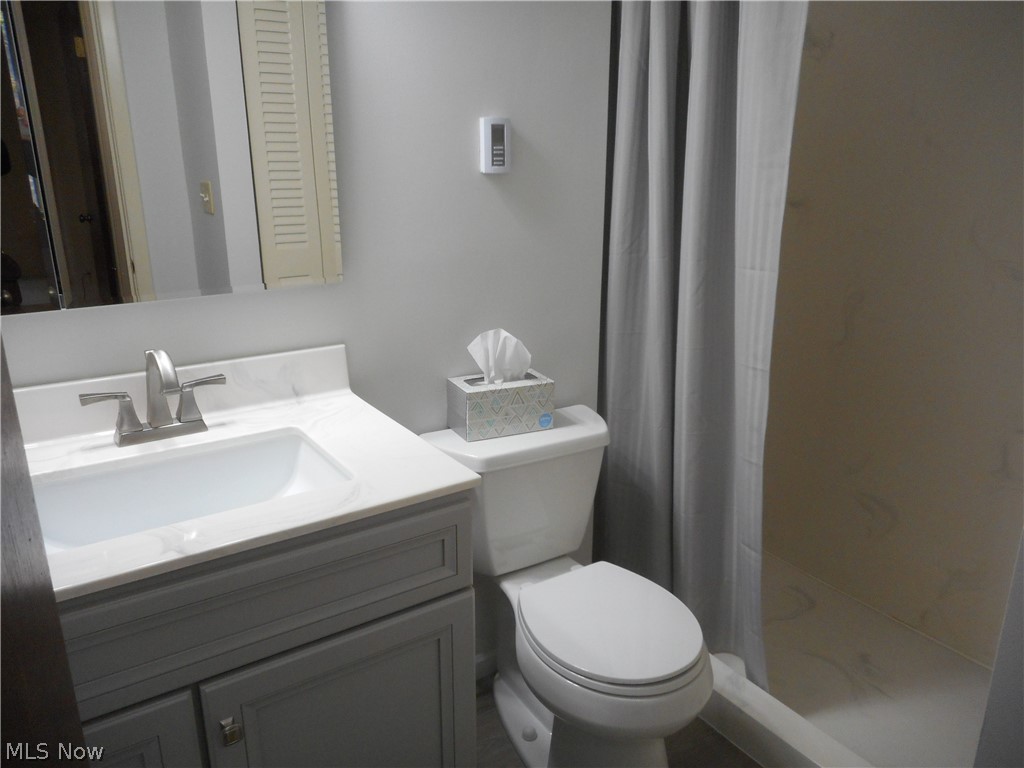 Silver Lake Towers Condo - Residential