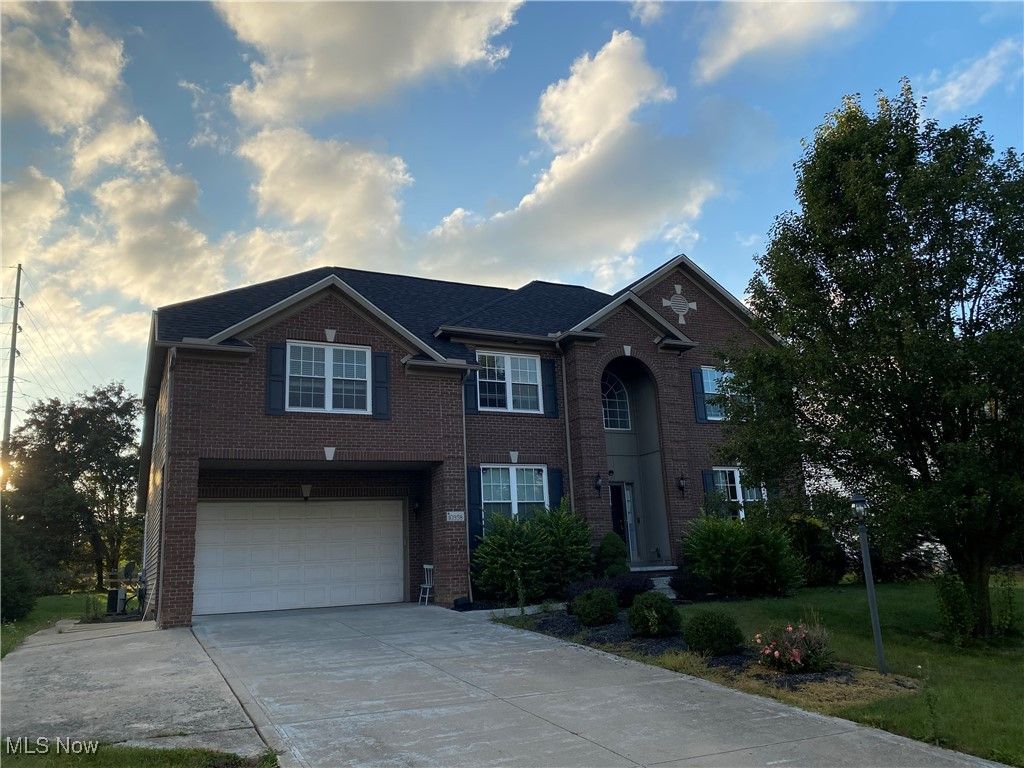 Photo of 10358 Townley Court, Aurora, OH 44202 (MLS # 5166533)