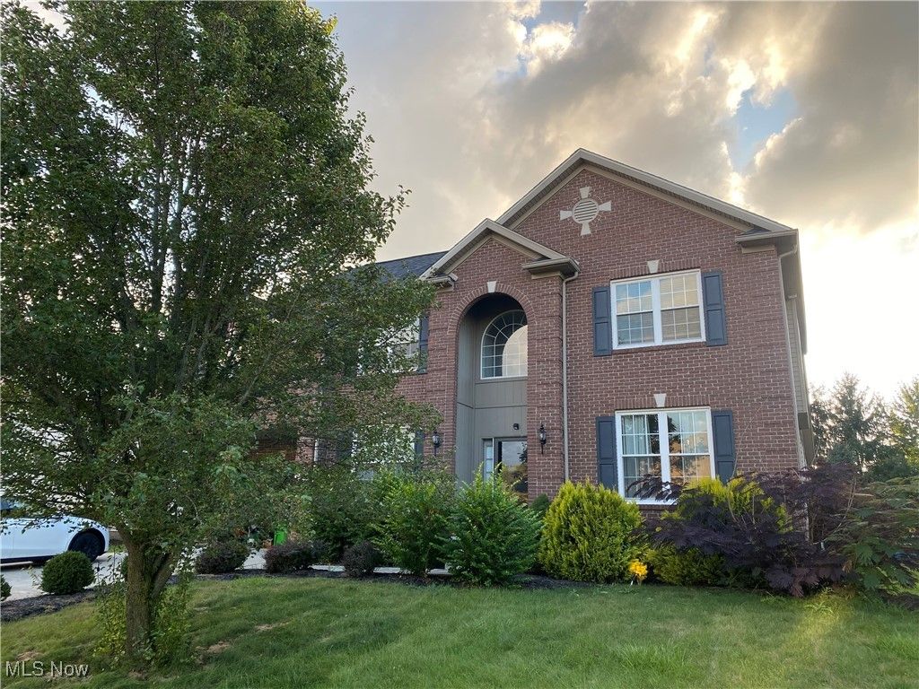 Photo of 10358 Townley Court, Aurora, OH 44202 (MLS # 5166533)