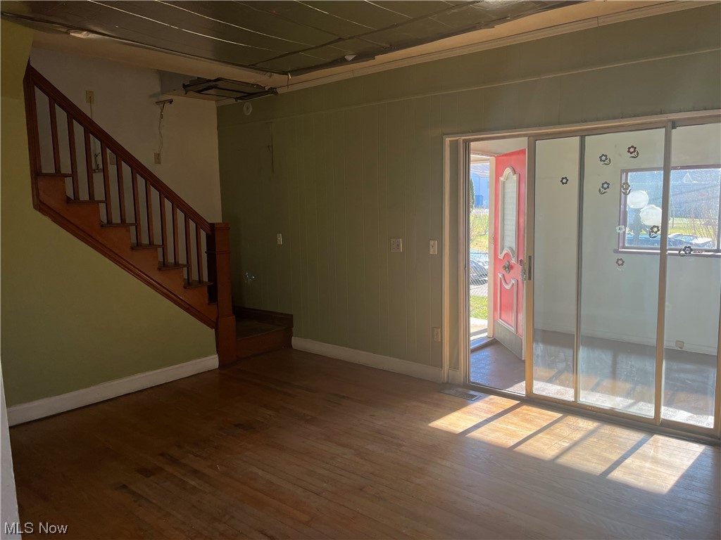 I N Farnswort H Adn - Residential