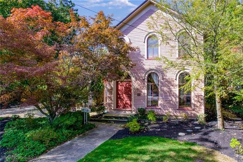 7562 River Road Olmsted Falls OH 44138