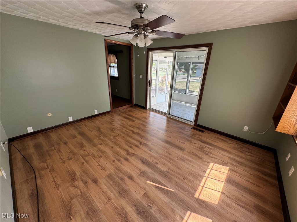 982 Country Club Drive, Zanesville, Ohio image 27