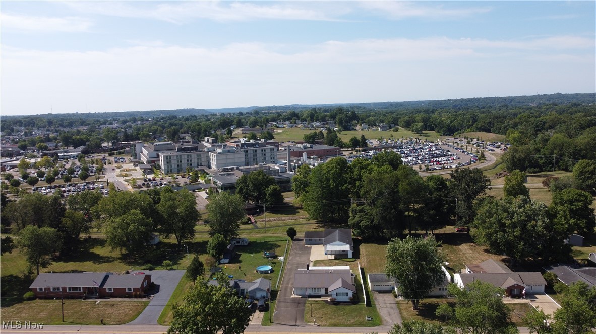 982 Country Club Drive, Zanesville, Ohio image 12