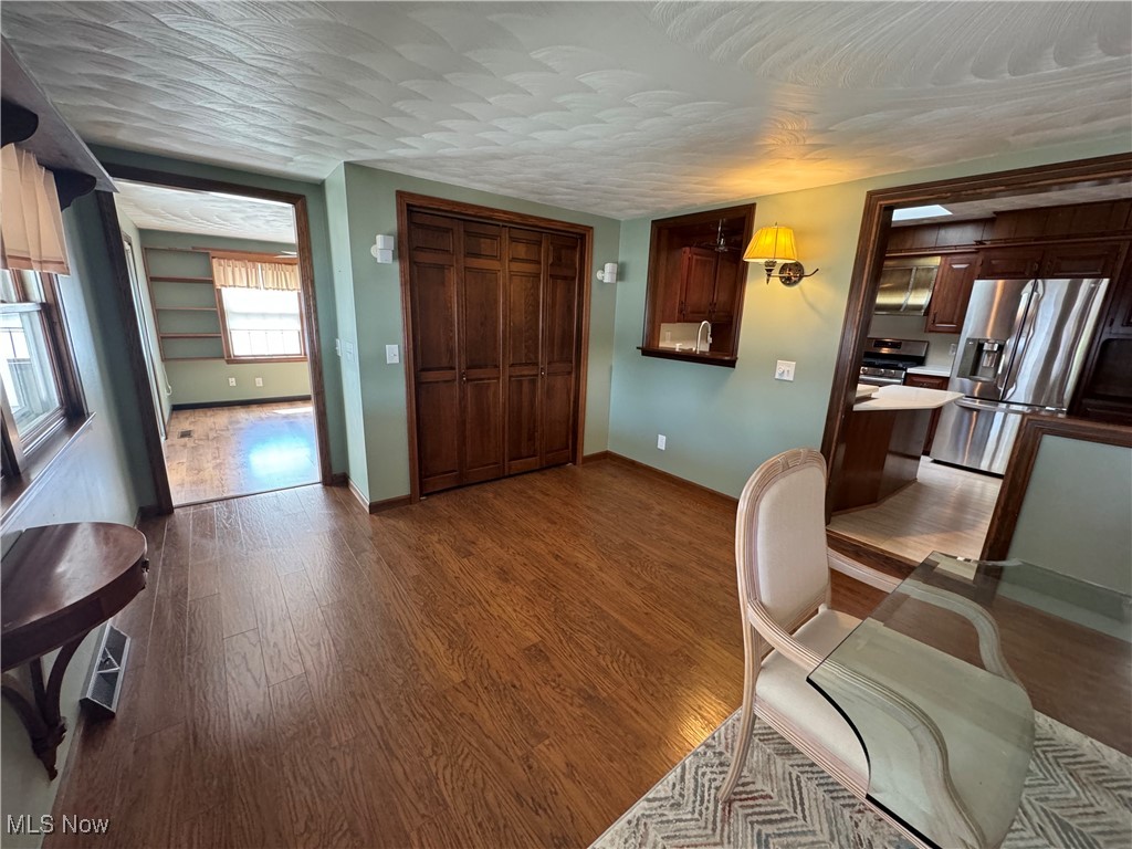 982 Country Club Drive, Zanesville, Ohio image 29